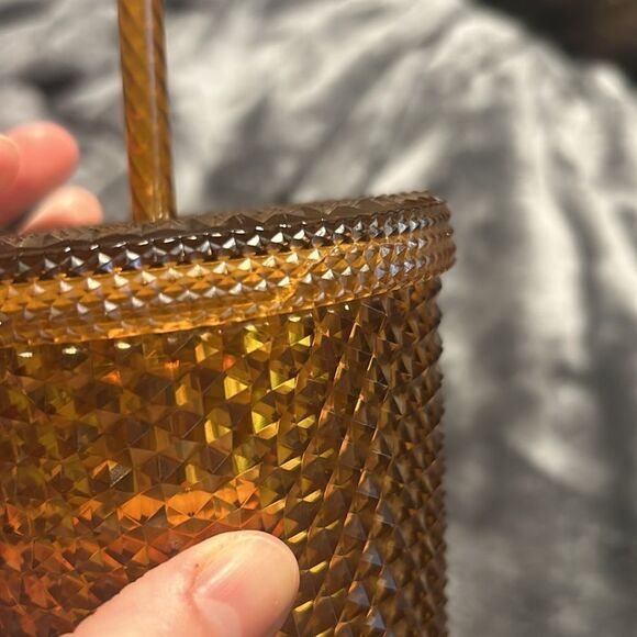 Starbucks Gold 50 Year Anniversary Limited Edition Cold Cup - Picture 4 of 4